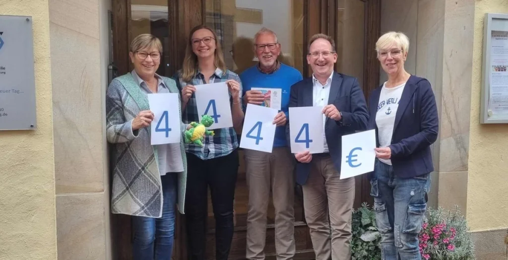 Auf der diesjähringen jährlichen Spendenfahrradtouren der International Police Association (IPA) wurden 4.444 Euro von den engagierten Polizistinnen und Polizisten gesammelt