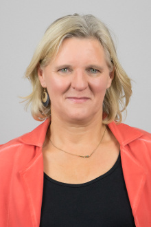 Martina Axmann
