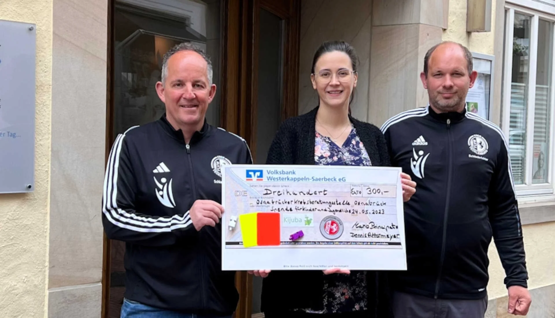 Schiedsrichter spenden für Kijuba